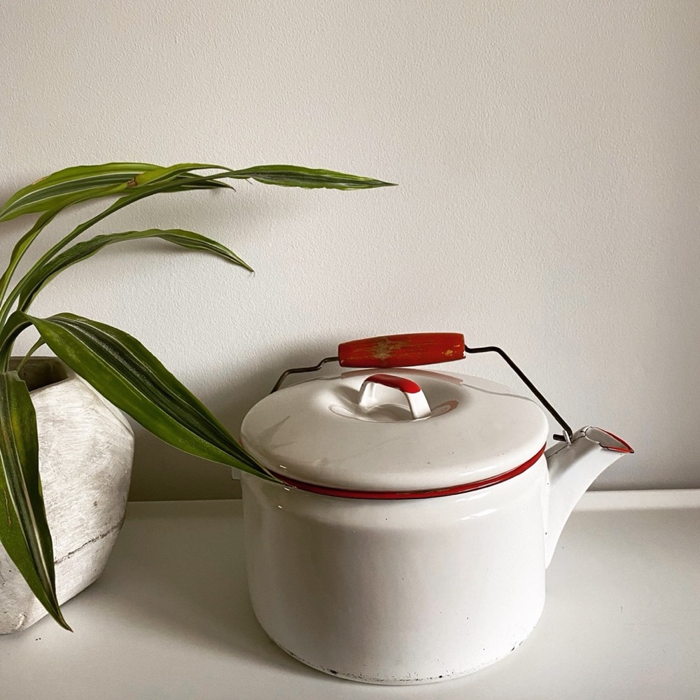 Vintage Enamel Farm House Kettle